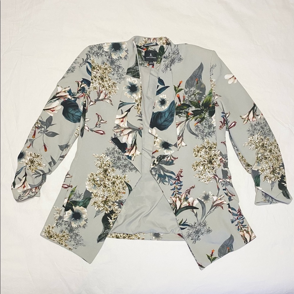 Relaxed multicolor print, blazer/coverup